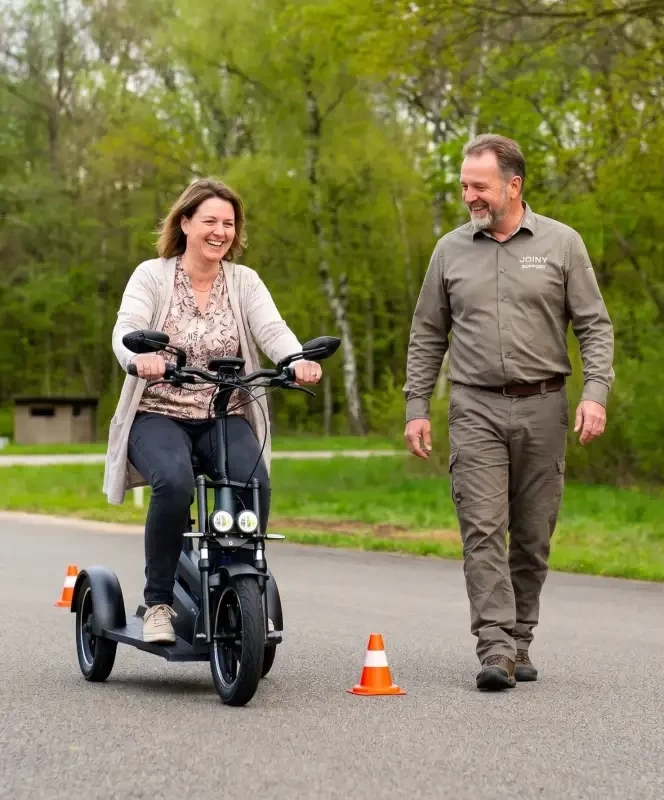 Onder begeleiding leer je stap voor stap hoe de Joiny aanvoelt.